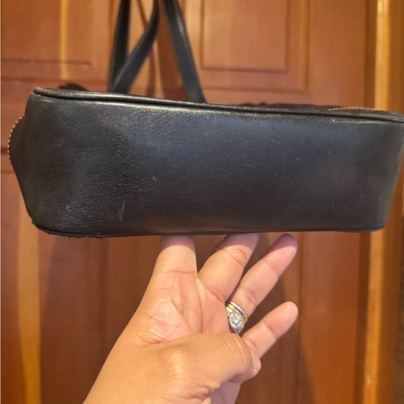 Coach Black Leather Shoulder Tote with White Contrast Stitching L2S-7776 - Picture 8 of 16